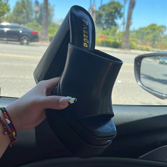Black Square Open Toe Chunky Heel Platform Size 6.5 *LAST PAIR* - Picture 10 of 11